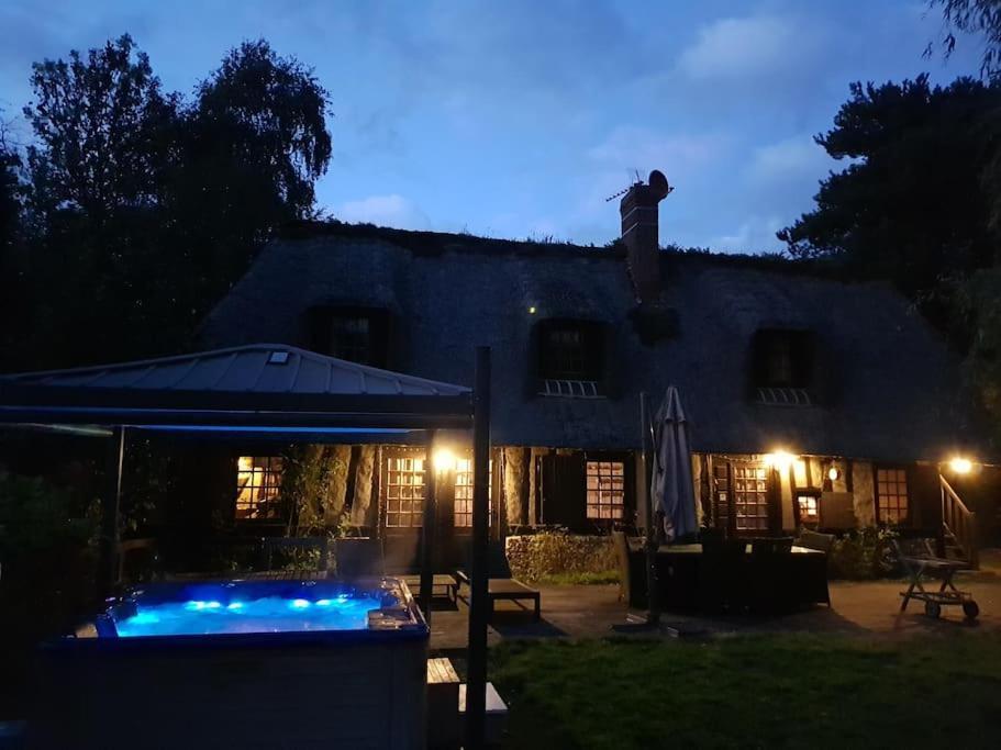 Chaumiere Familiale Weekend & Vacances Paisible Saint-Philbert-sur-Risle Extérieur photo
